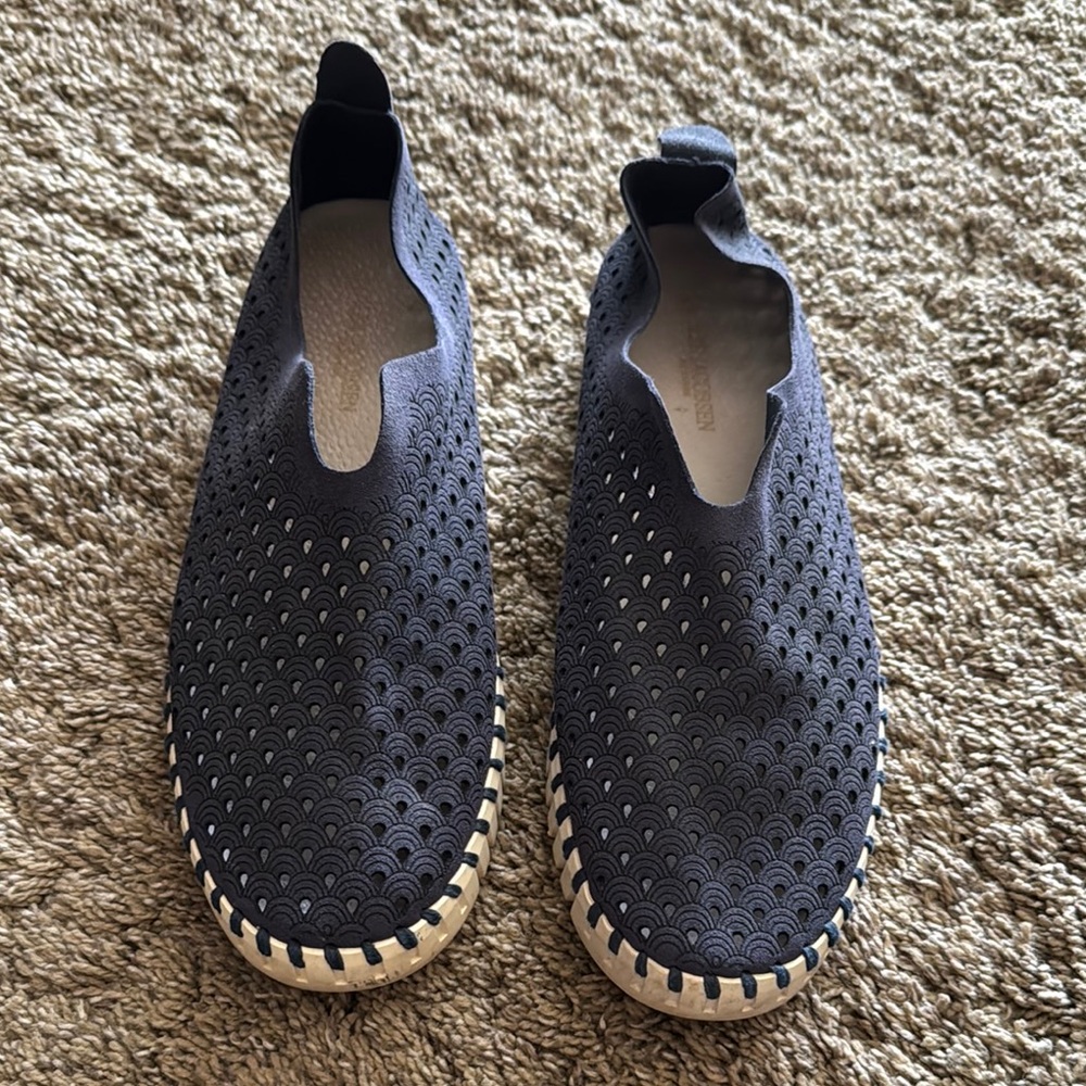 Ilse Jacobsen Navy Slip on Shoe Size 41 Excellent Condition